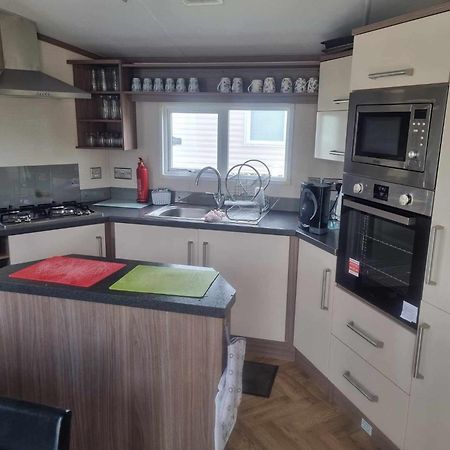 فندق 8 Berth Deluxe Pg36 شابيل سانت ليوناردز المظهر الخارجي الصورة